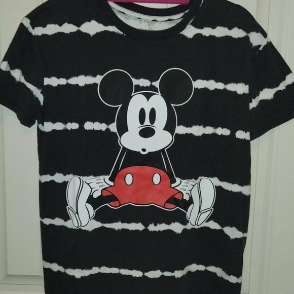 Official Disney Mickey Mouse Tshirt - Picture 3 of 4